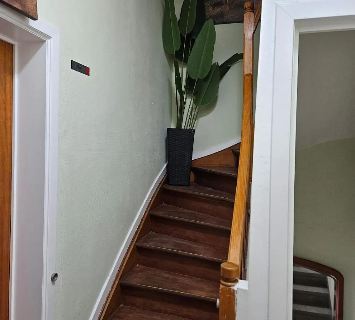 Friend House Bed & Breakfast Brussels