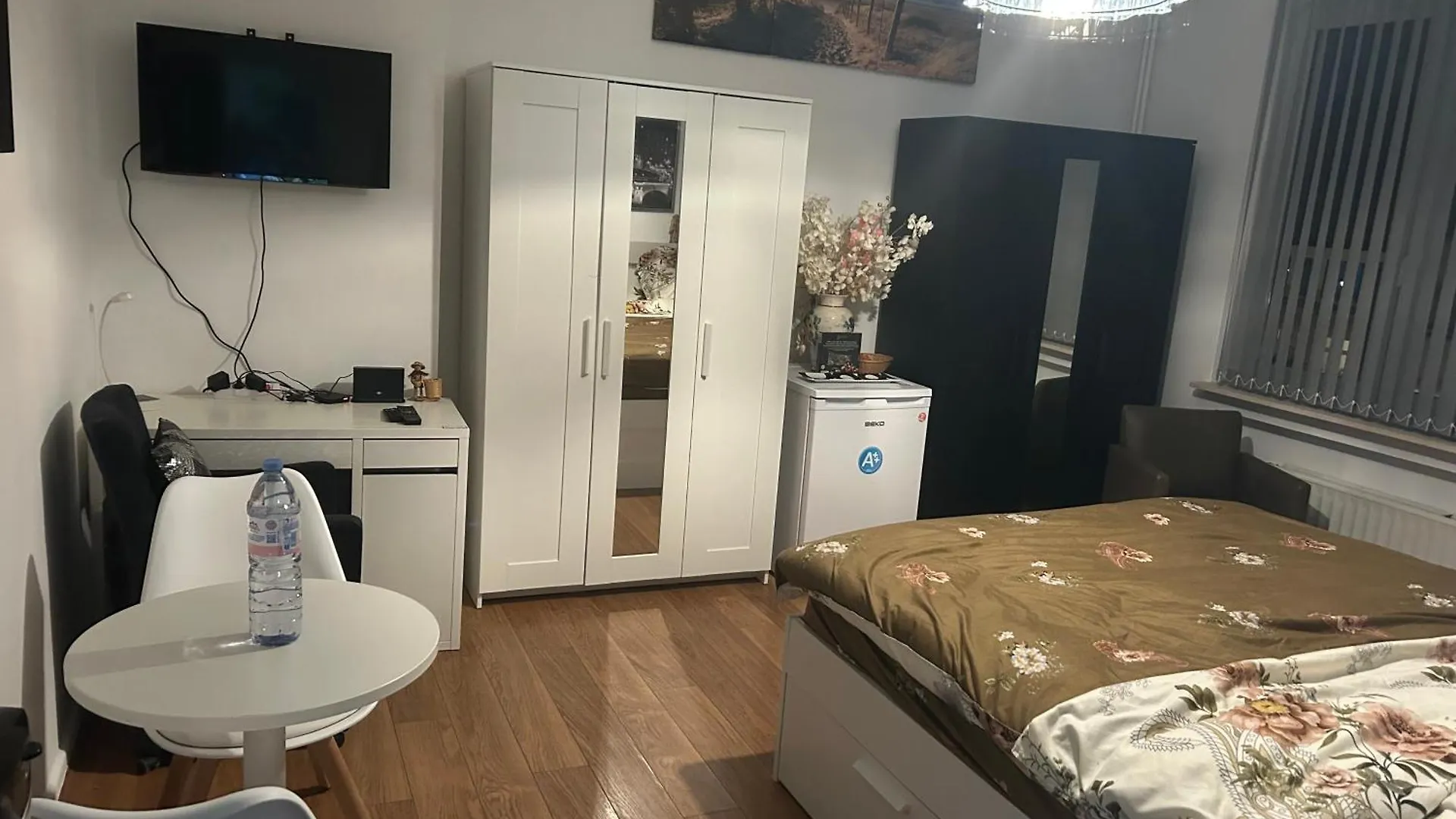 Friend House Bed & Breakfast Brussels